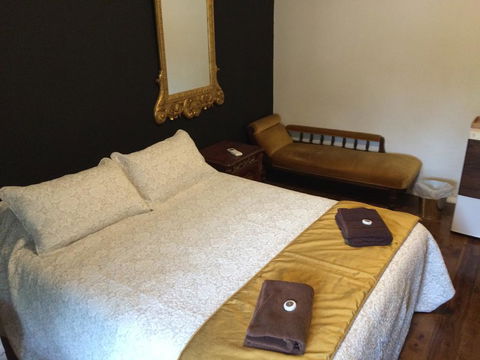 Wisemans Inn - Tourism Gold Coast 2