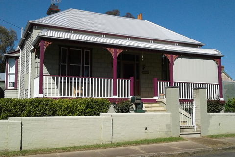 Wombermere - Tourism Gold Coast 0