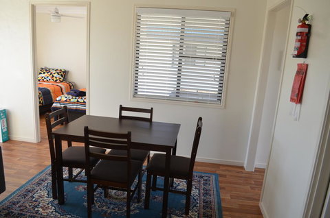 Wondai Accommodation Units And Villas - Gold Coast 2