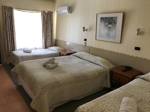 Woodmans Hill Motel - Tourism Gold Coast 2