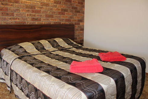 Woomargama Motel - Tourism Gold Coast 2