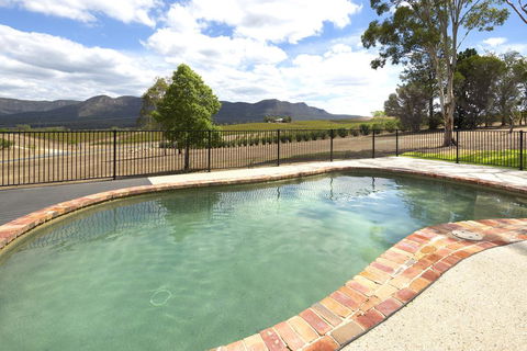 Worthington's Guest Cottage - Tourism Gold Coast 1