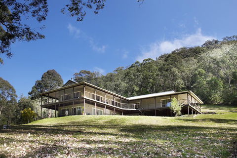 Yanada - Tourism Gold Coast 0