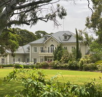 Yatahlia Manor Luxury Homestay - Gold Coast