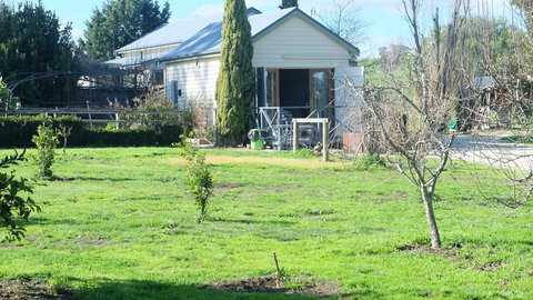 Yea Wood Duck Cabin - Tourism Gold Coast 3