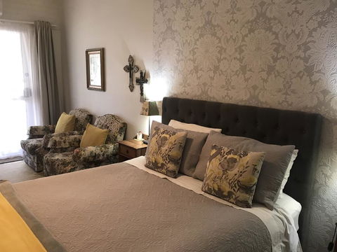 Yellow Gum Bed And Breakfast - Tourism Gold Coast 1