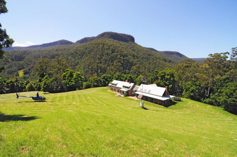 Yeola - Lush Location With River Access! - Tourism Gold Coast 1