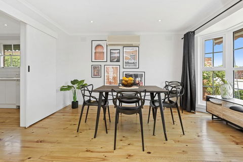 YIN-YANG - MOUNT ELIZA - Tourism Gold Coast 0