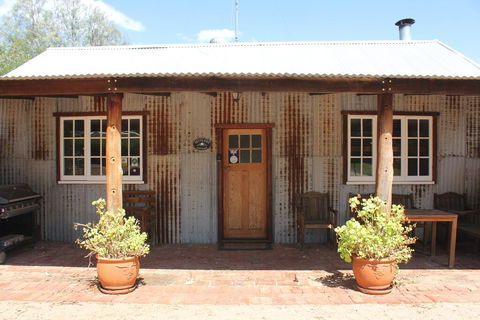 York Cottages And Burnley House - Tourism Gold Coast 0