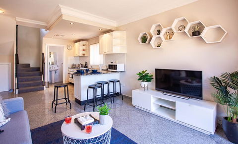 Your Home Here In Sydney - Tourism Gold Coast 0
