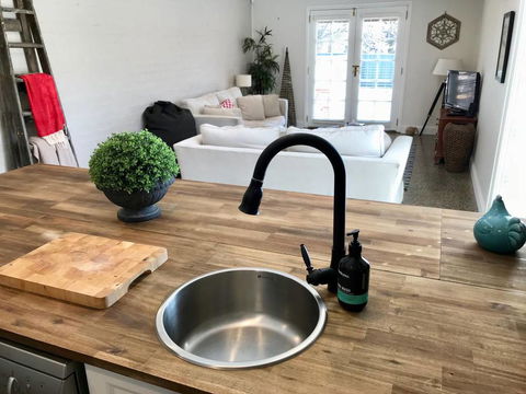 YSG The Edward Townhouse 153 - Walk To Town - Tourism Gold Coast 1