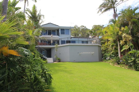 Zaffiro Beach House - Tourism Gold Coast 0