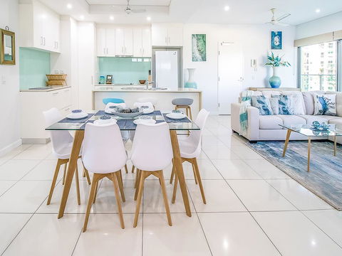 ZEN TOWERS - COZY HOLIDAY HOME For Families In CBD - Tourism Gold Coast 0