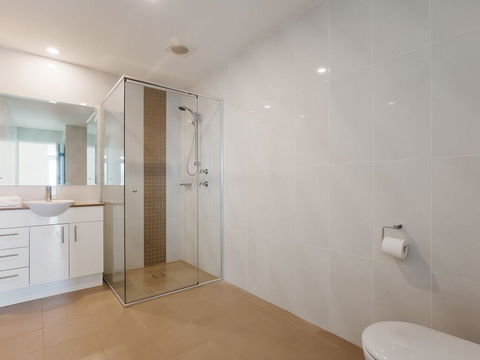 Maison De La Mer 30 Mulubinda Parade - Luxurious, Linen, Aircon And Panoramic Views - Tourism Gold Coast 2