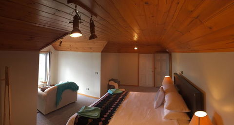 Rose Cottage Sisters Beach Accommodation - Tourism Gold Coast 2