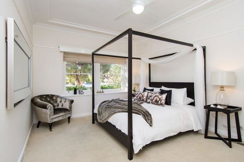 Hillsborough - Luxury, Boutique Accommodation - Tourism Gold Coast 0