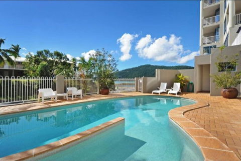 AirliediseNO Hills5min Walk 2 Port Of Airlie/Ferry TerminalWiFiNetflix - Tourism Gold Coast 2