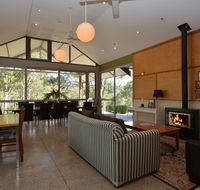Elfin Hill Vineyard Accommodation - Tourism Gold Coast