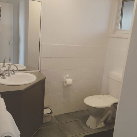 A Great Ocean View Motel - Tourism Gold Coast 4