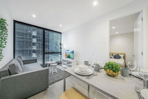 A Lovely Apt Near Crown Casino & Southgate Mall - Tourism Gold Coast 0