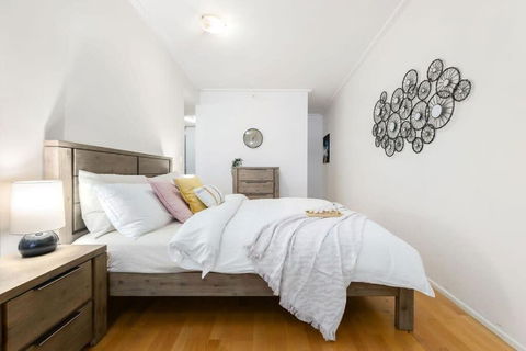 A Modern & Stylish Studio Next To Darling Harbour - Tourism Gold Coast 1