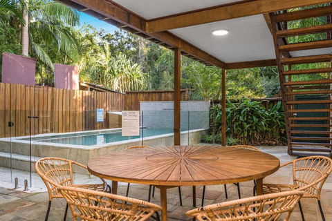 A Perfect Stay - Skye Lodge - Tourism Gold Coast 1