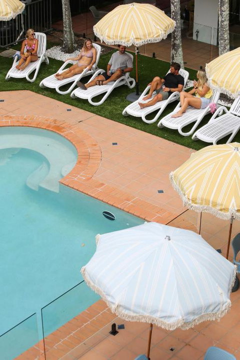 Abode Mooloolaba, Backpackers & Motel Rooms - Tourism Gold Coast 3