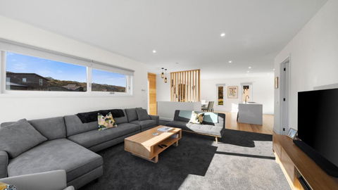 About Time - Tourism Gold Coast 2