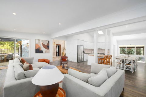 Acreage Estate -Ponies -Tennis Court -Spa - Tourism Gold Coast 3