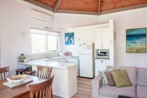 Aireys Inlet Getaway - Tourism Gold Coast 2