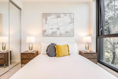 Alluring Oasis In The Heart Of South Melbourne - Tourism Gold Coast 3