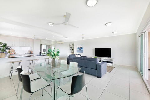 Alta Vista - City View Oasis In The Heart Of Darwin - Tourism Gold Coast 3