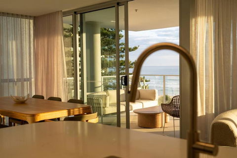 Apartment In Palm Beach - Tourism Gold Coast 3