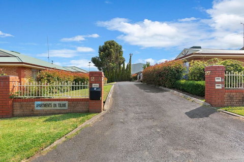 Apartments On Tolmie - Tourism Gold Coast 4