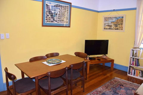 Arakoon House 1 - Bring Your Own Linen - Tourism Gold Coast 3