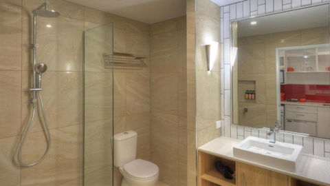 Atherton Apartments - Tourism Gold Coast 1
