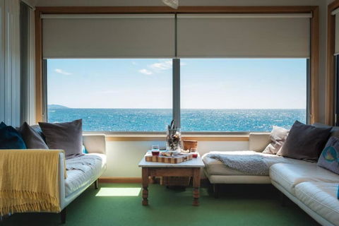 Awesome Beach House Bicheno - Tourism Gold Coast 0