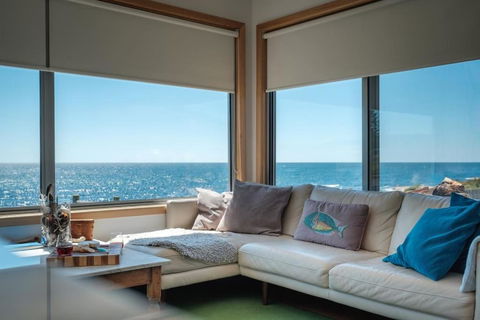 Awesome Beach House Bicheno - Tourism Gold Coast 1