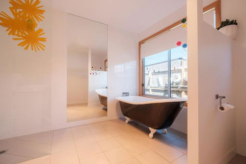 Awesome Beach House Bicheno - Tourism Gold Coast 4