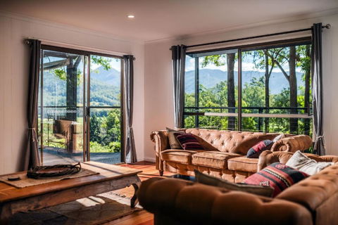 Ayatana - Restful Place - Tourism Gold Coast 2