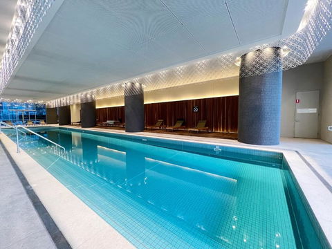 Astonishing Southbank Pearl Tower Residences Near Crown Casino - Tourism Gold Coast 2