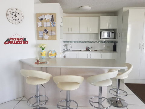 Excellsior Apartments - Tourism Gold Coast 40