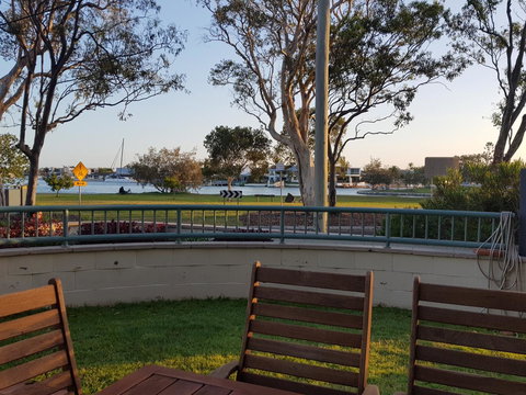 Excellsior Apartments - Tourism Gold Coast 28