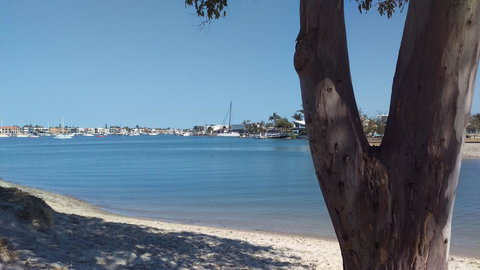 Excellsior Apartments - Tourism Gold Coast 15