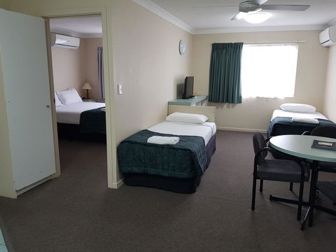 Southport Motel & Apartments - Gold Coast 12