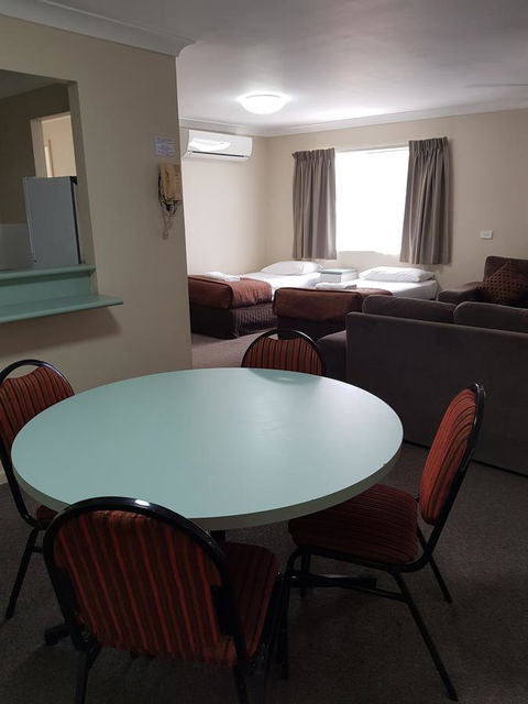 Southport Motel & Apartments - Gold Coast 10