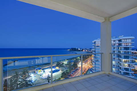 Blue C Coolangatta - Tourism Gold Coast 1