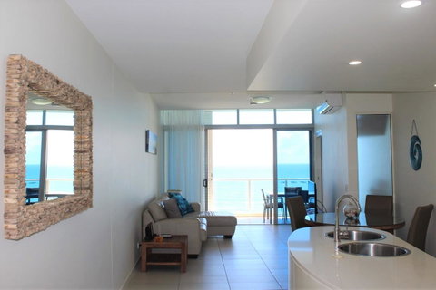 Blue C Coolangatta - Tourism Gold Coast 28
