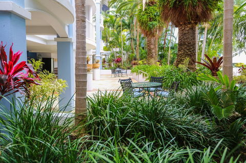 Bel Air On Broadbeach - Official - Tourism Gold Coast 3
