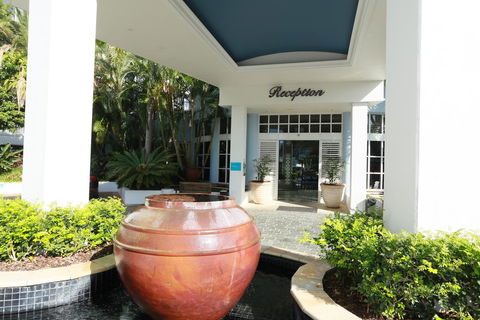 Bel Air On Broadbeach - Official - Tourism Gold Coast 10